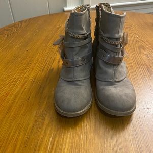 Girls dress boots
